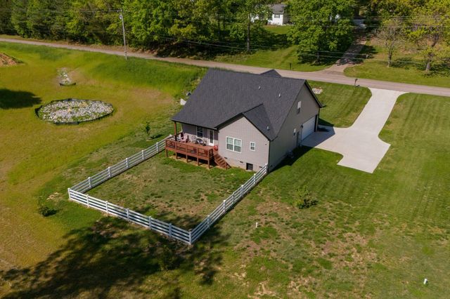 118 Colson Rd, Dover, TN 37058