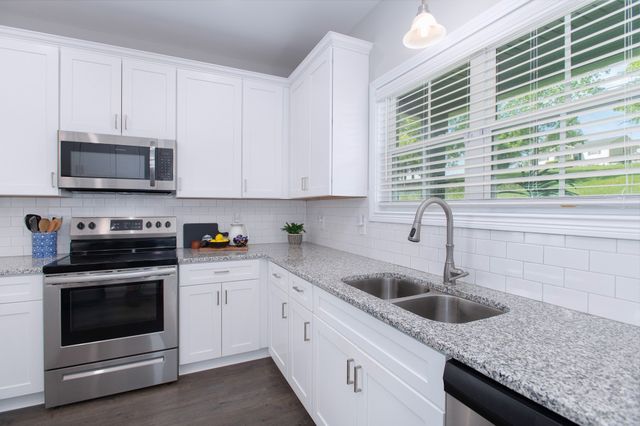 118 Colson Rd, Dover, TN 37058