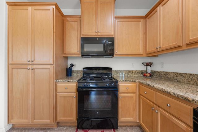 5719 Stonehaven Dr, Marysville, CA 95901