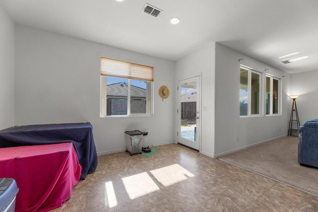 5719 Stonehaven Dr, Marysville, CA 95901