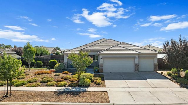 5719 Stonehaven Dr, Marysville, CA 95901