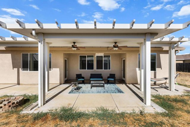 5719 Stonehaven Dr, Marysville, CA 95901