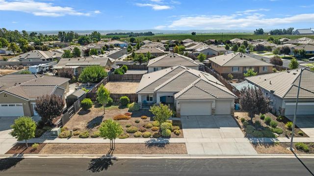 5719 Stonehaven Dr, Marysville, CA 95901