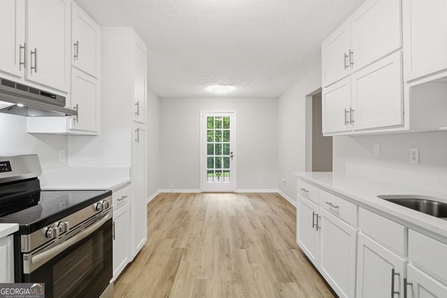 1171 Salisbury Trail, Riverdale, GA 30296