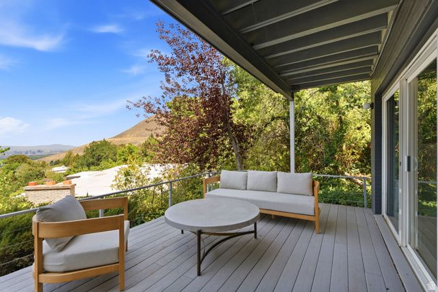 2144 S LAKELINE DR, Salt Lake City, UT 84109