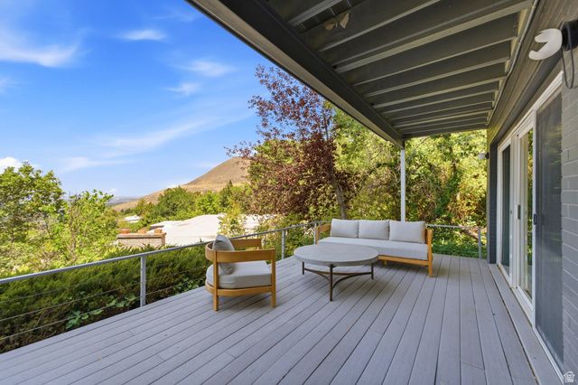 2144 S LAKELINE DR, Salt Lake City, UT 84109