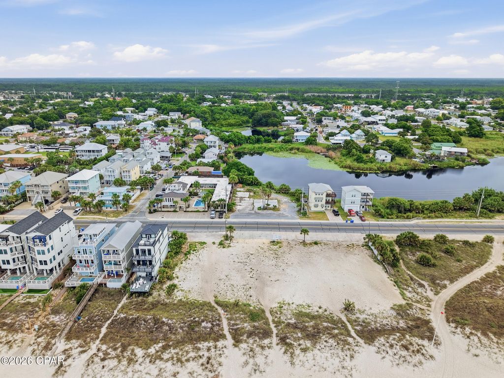 Image 19 of property listing at 19981 Front Beach Road, Panama City Beach, FL 32413