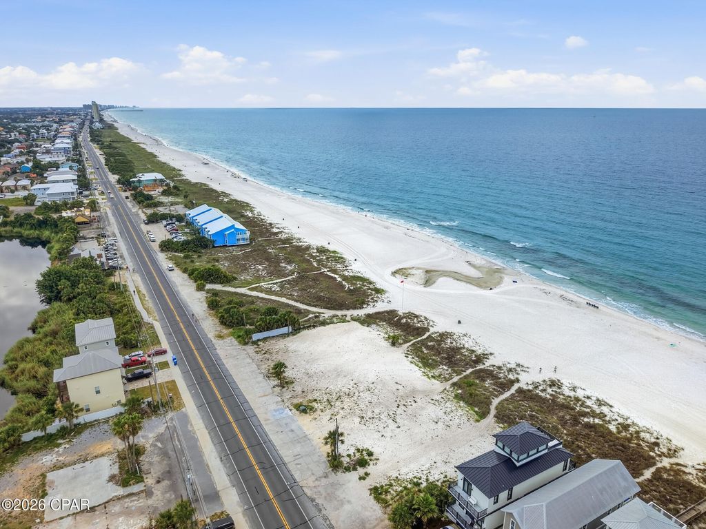 Image 36 of property listing at 19981 Front Beach Road, Panama City Beach, FL 32413