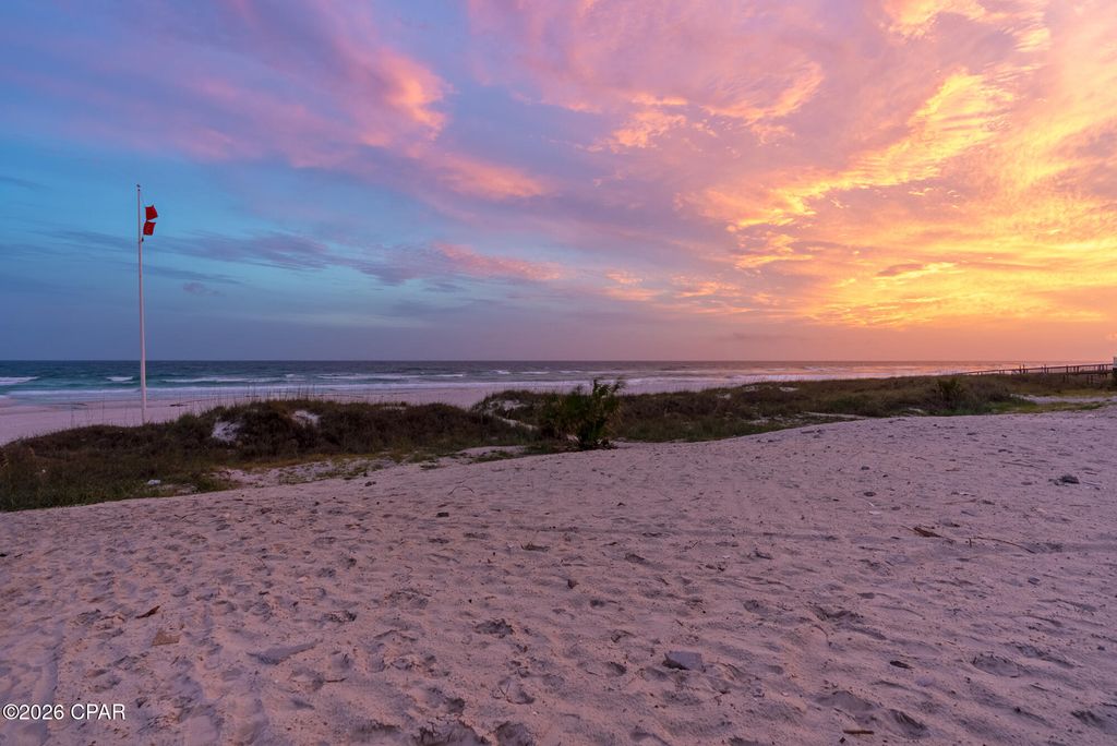 Image 7 of property listing at 19981 Front Beach Road, Panama City Beach, FL 32413