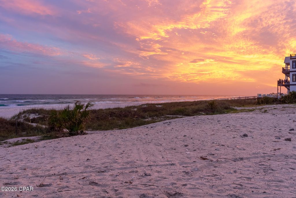 Image 8 of property listing at 19981 Front Beach Road, Panama City Beach, FL 32413