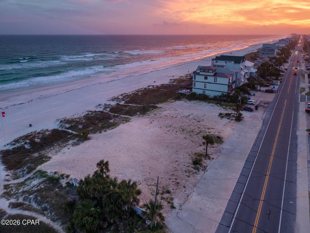 Image 9 of property listing at 19981 Front Beach Road, Panama City Beach, FL 32413