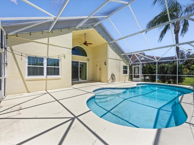 1111 LIBERTY HALL DRIVE, Kissimmee, FL 34746