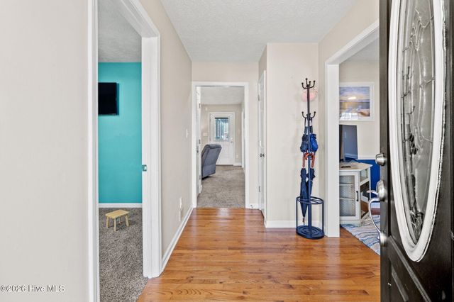 4565 Canasta Court, Hope Mills, NC 28348