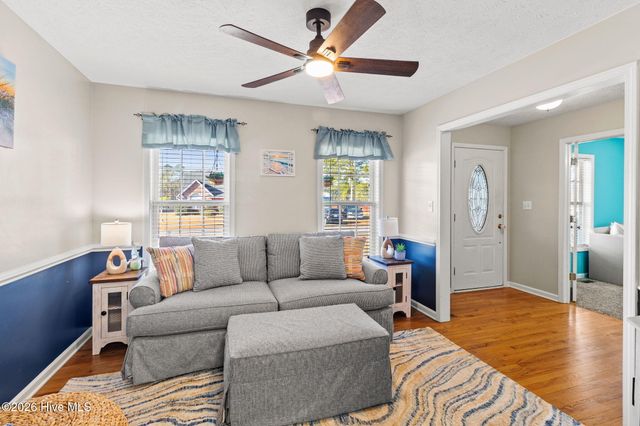 4565 Canasta Court, Hope Mills, NC 28348