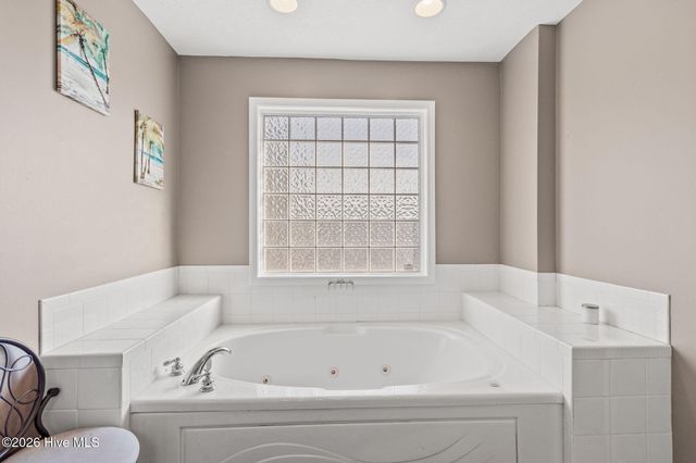 4565 Canasta Court, Hope Mills, NC 28348