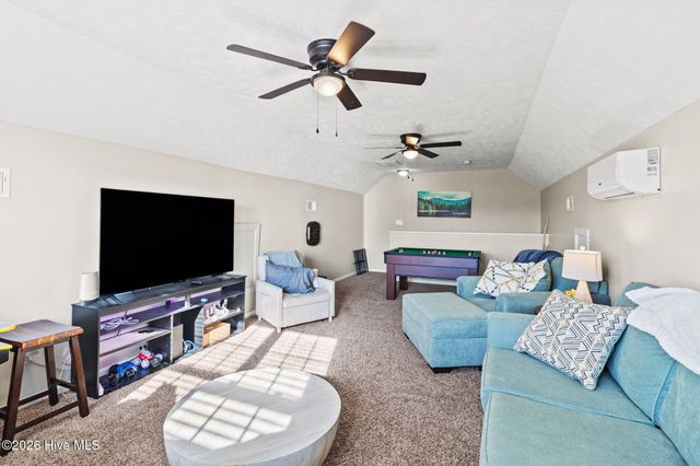 4565 Canasta Court, Hope Mills, NC 28348