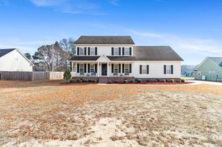 4565 Canasta Court, Hope Mills, NC 28348