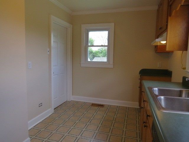 329 S Ingram St, Pulaski, TN 38478