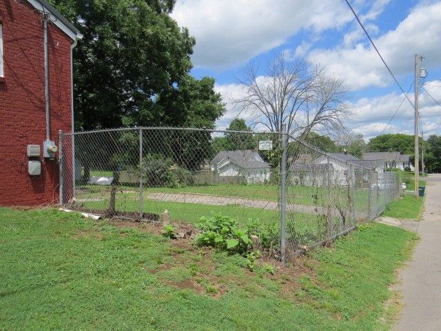 329 S Ingram St, Pulaski, TN 38478