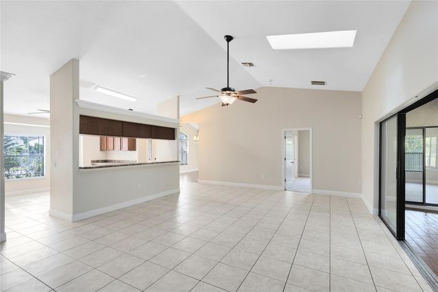 4924 RAYLENE WAY, St Cloud, FL 34771