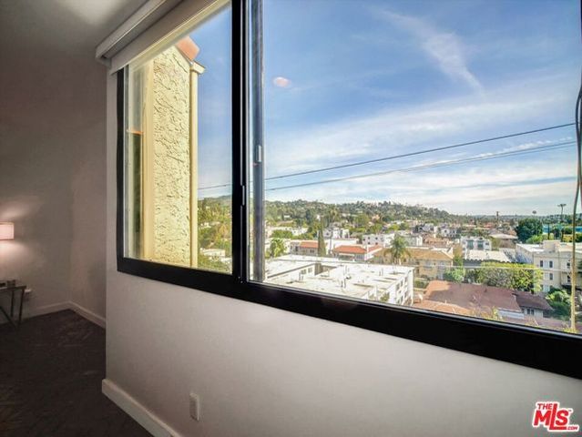 1900 Vine Street 306, Los Angeles, CA 90068