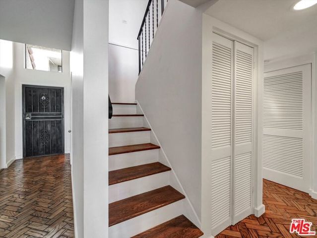 1900 Vine Street 306, Los Angeles, CA 90068