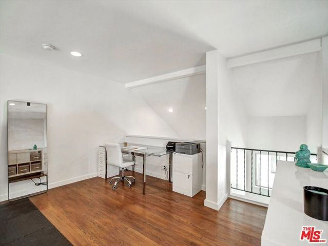 1900 Vine Street 306, Los Angeles, CA 90068