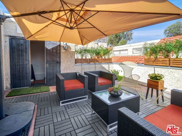 1900 Vine Street 306, Los Angeles, CA 90068