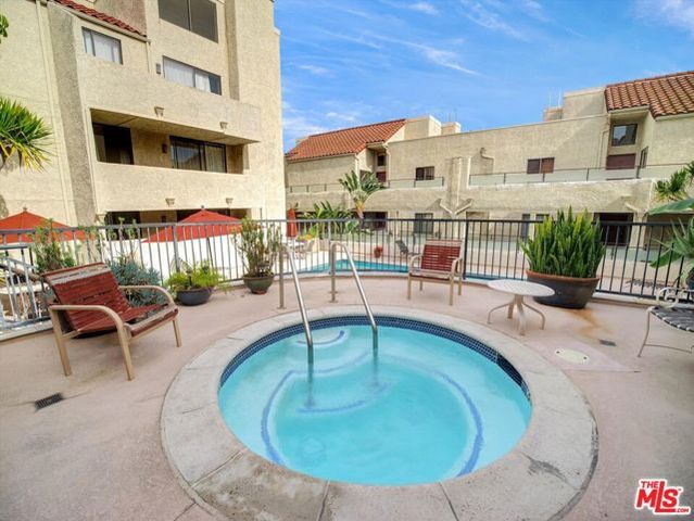 1900 Vine Street 306, Los Angeles, CA 90068