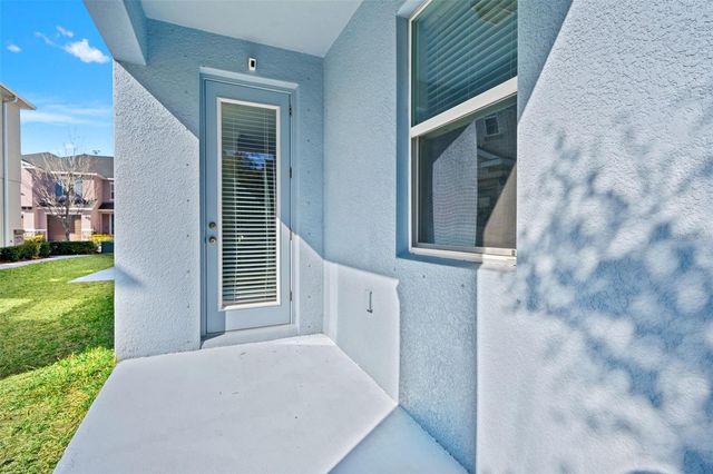 6830 CITRUS CREEK LANE, Tampa, FL 33625