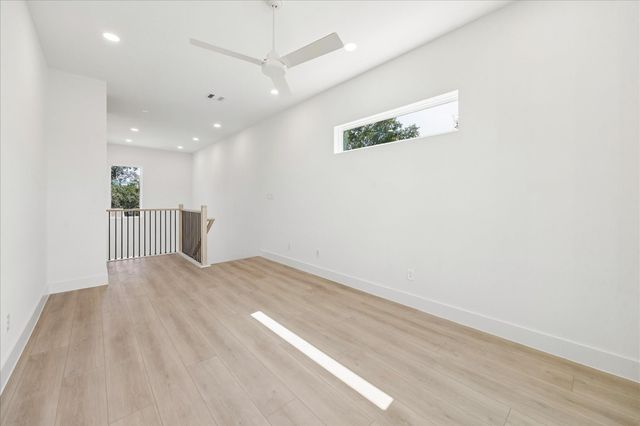 1421 E 36th Street, Houston, TX 77022