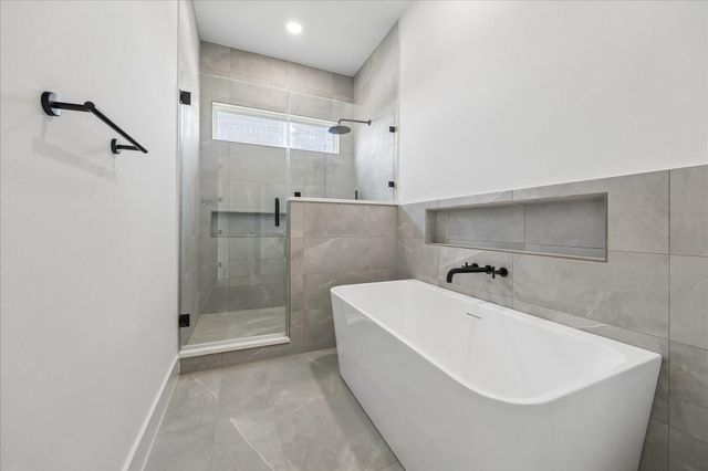 1421 E 36th Street, Houston, TX 77022
