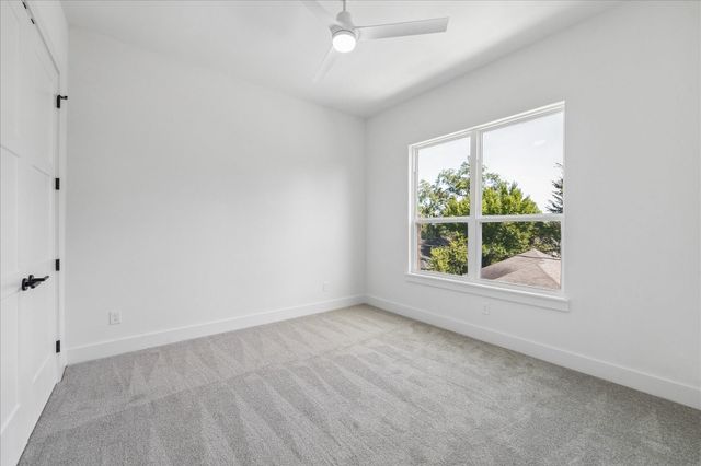 1421 E 36th Street, Houston, TX 77022