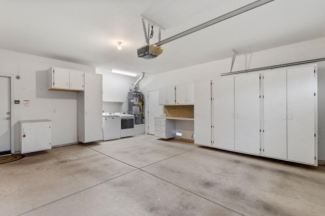 4035 Coldwater Dr, Rocklin, CA 95765