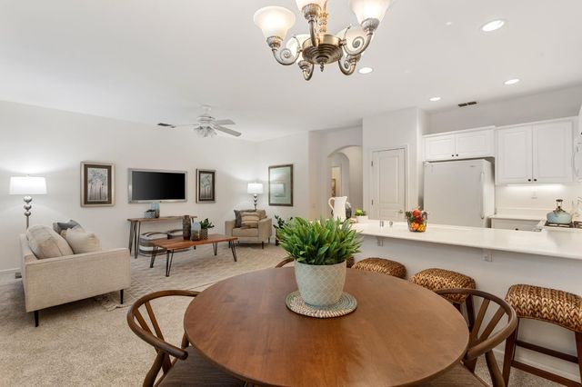 4035 Coldwater Dr, Rocklin, CA 95765