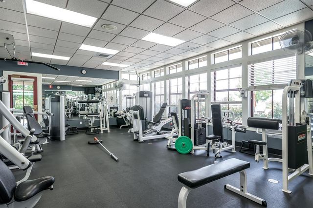 4035 Coldwater Dr, Rocklin, CA 95765