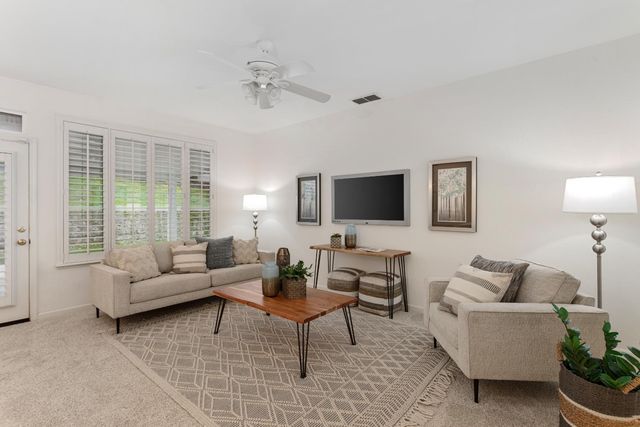 4035 Coldwater Dr, Rocklin, CA 95765