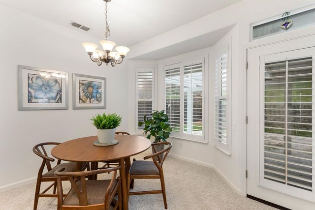 4035 Coldwater Dr, Rocklin, CA 95765