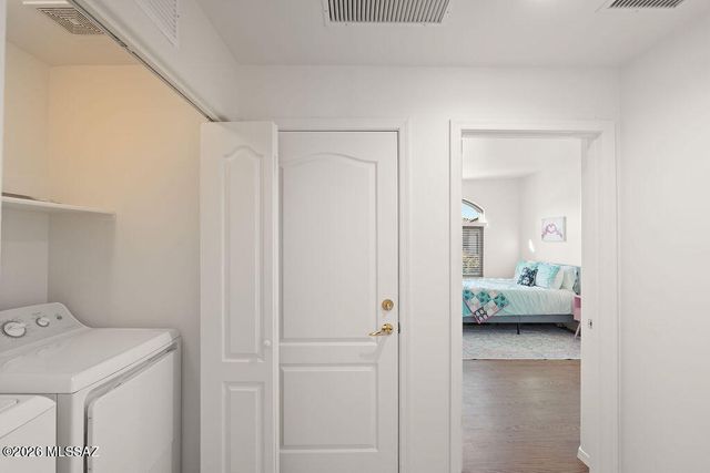 351 E Calle Nacrita, Green Valley, AZ 85614