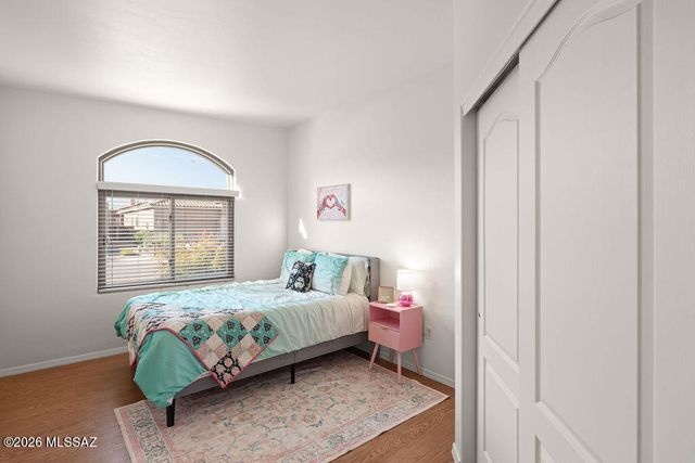 351 E Calle Nacrita, Green Valley, AZ 85614