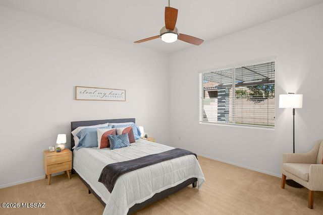 351 E Calle Nacrita, Green Valley, AZ 85614