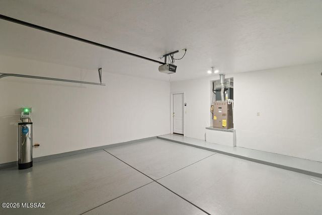 351 E Calle Nacrita, Green Valley, AZ 85614