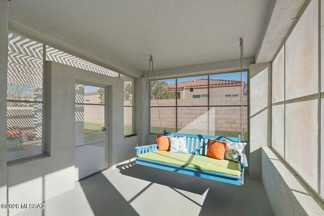 351 E Calle Nacrita, Green Valley, AZ 85614