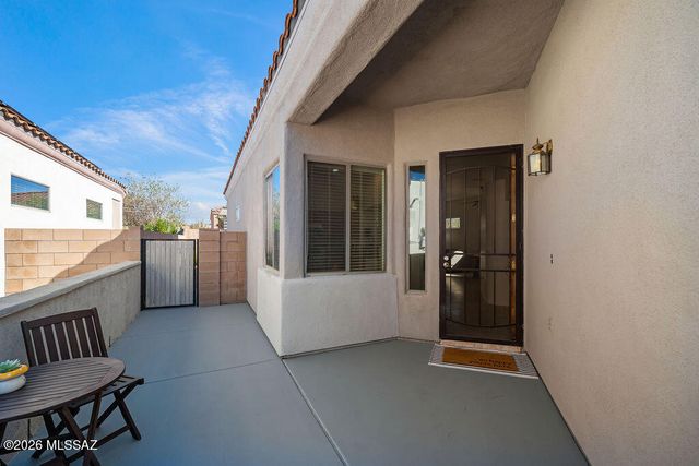 351 E Calle Nacrita, Green Valley, AZ 85614