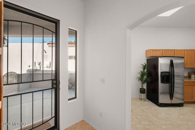 351 E Calle Nacrita, Green Valley, AZ 85614