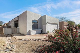 351 E Calle Nacrita, Green Valley, AZ 85614