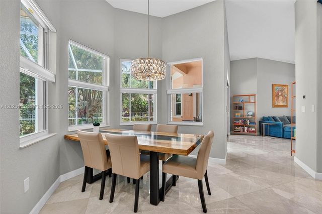 805 NW 124th Ave, Coral Springs, FL 33071
