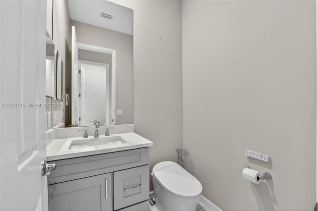 805 NW 124th Ave, Coral Springs, FL 33071