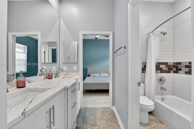805 NW 124th Ave, Coral Springs, FL 33071