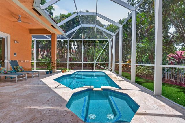 805 NW 124th Ave, Coral Springs, FL 33071
